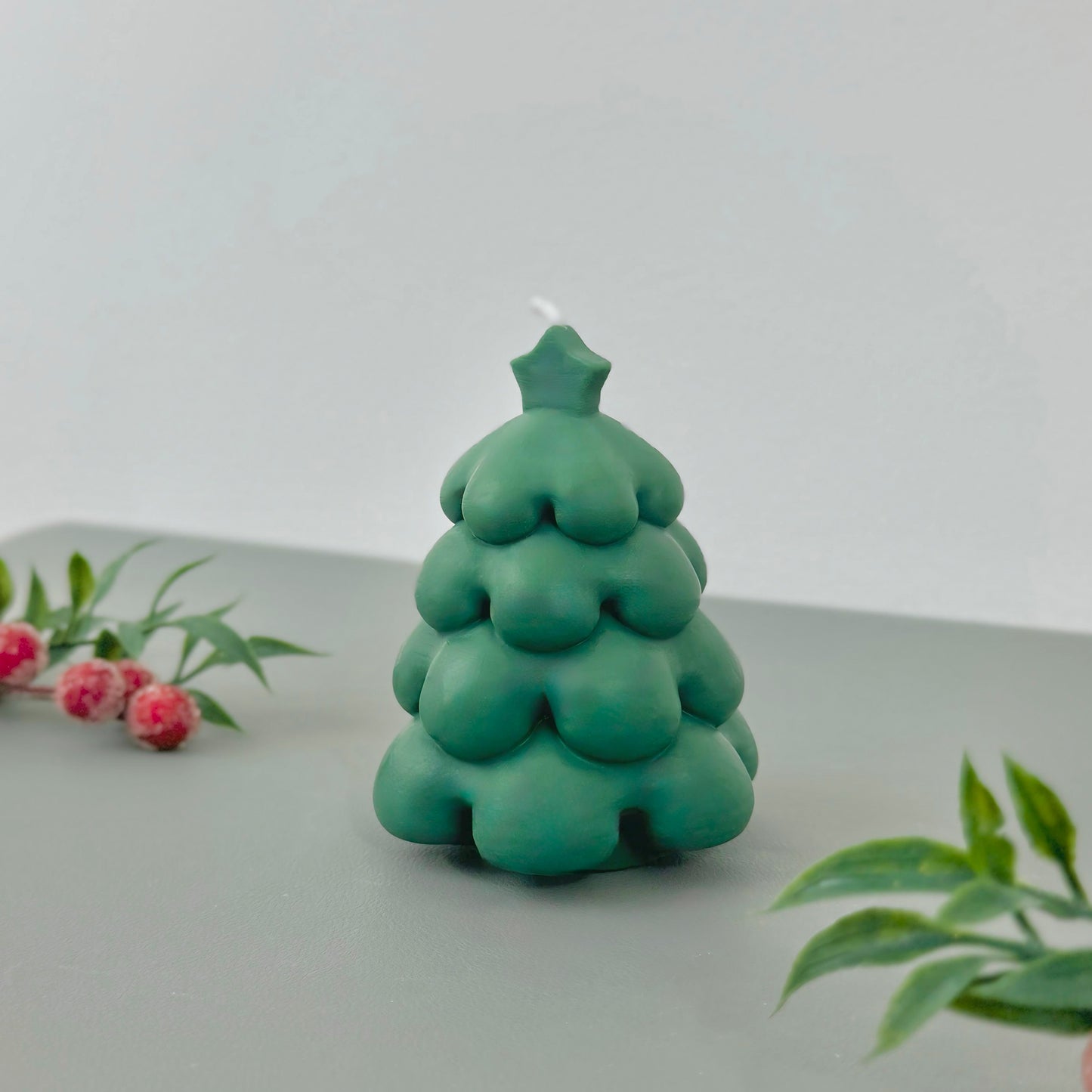 Green Christmas Tree Candle – Festive Decorative Candle & Gift