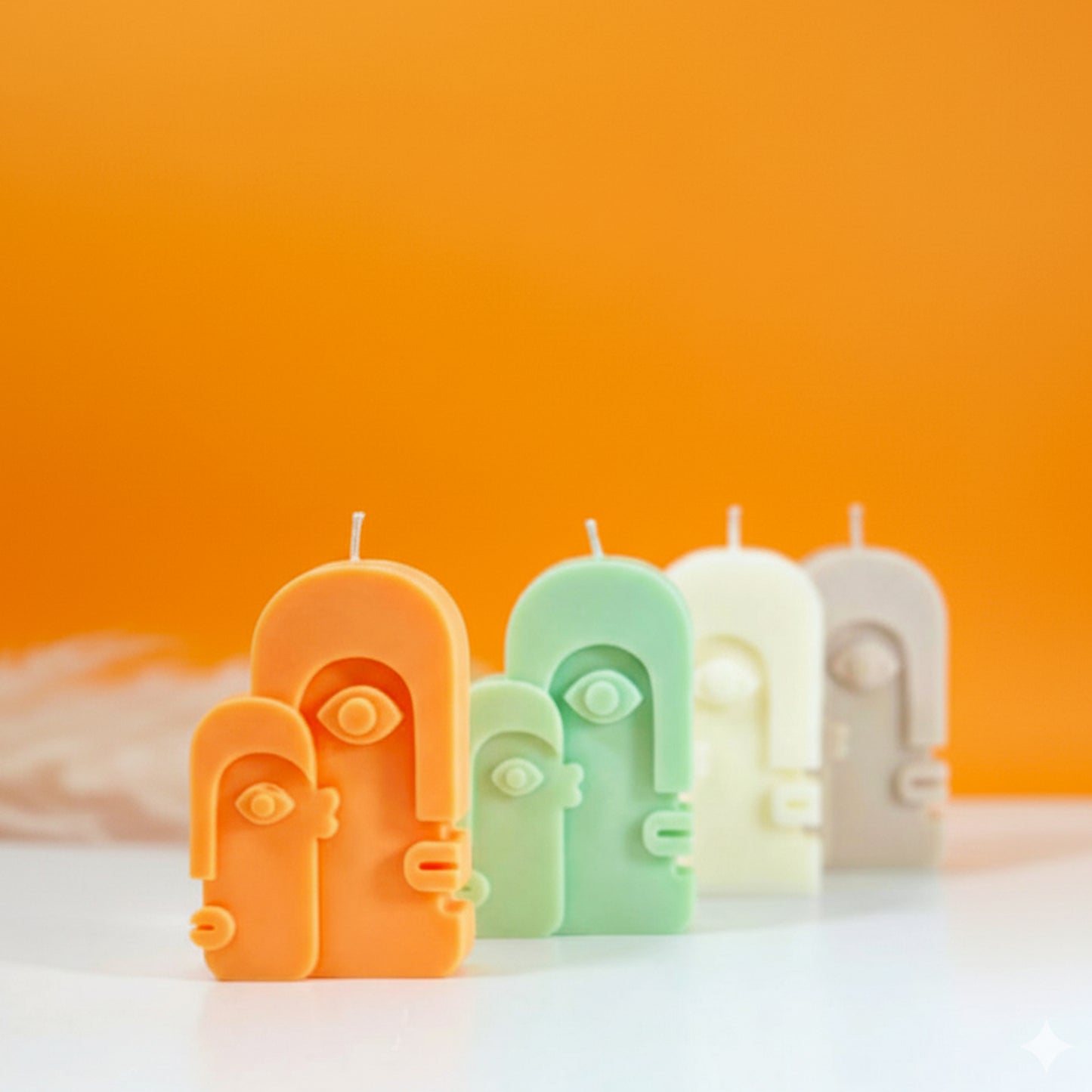Abstract Soy Candle with Face Design - Moaie Face Shape Candles - Aesthetic Candles