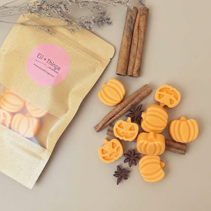 Bonfire Scented Halloween Pumpkin Wax Melts Set of 6