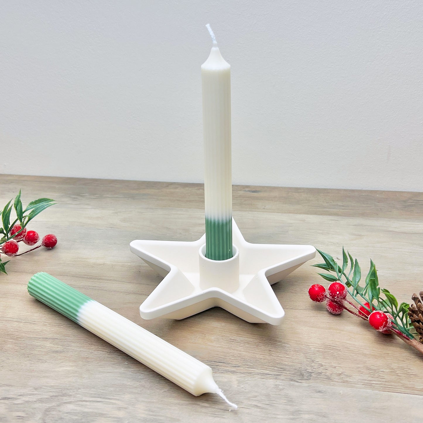 Two Tone Green & White Christmas Dinner Candlesticks - Xmas Dinner Candles