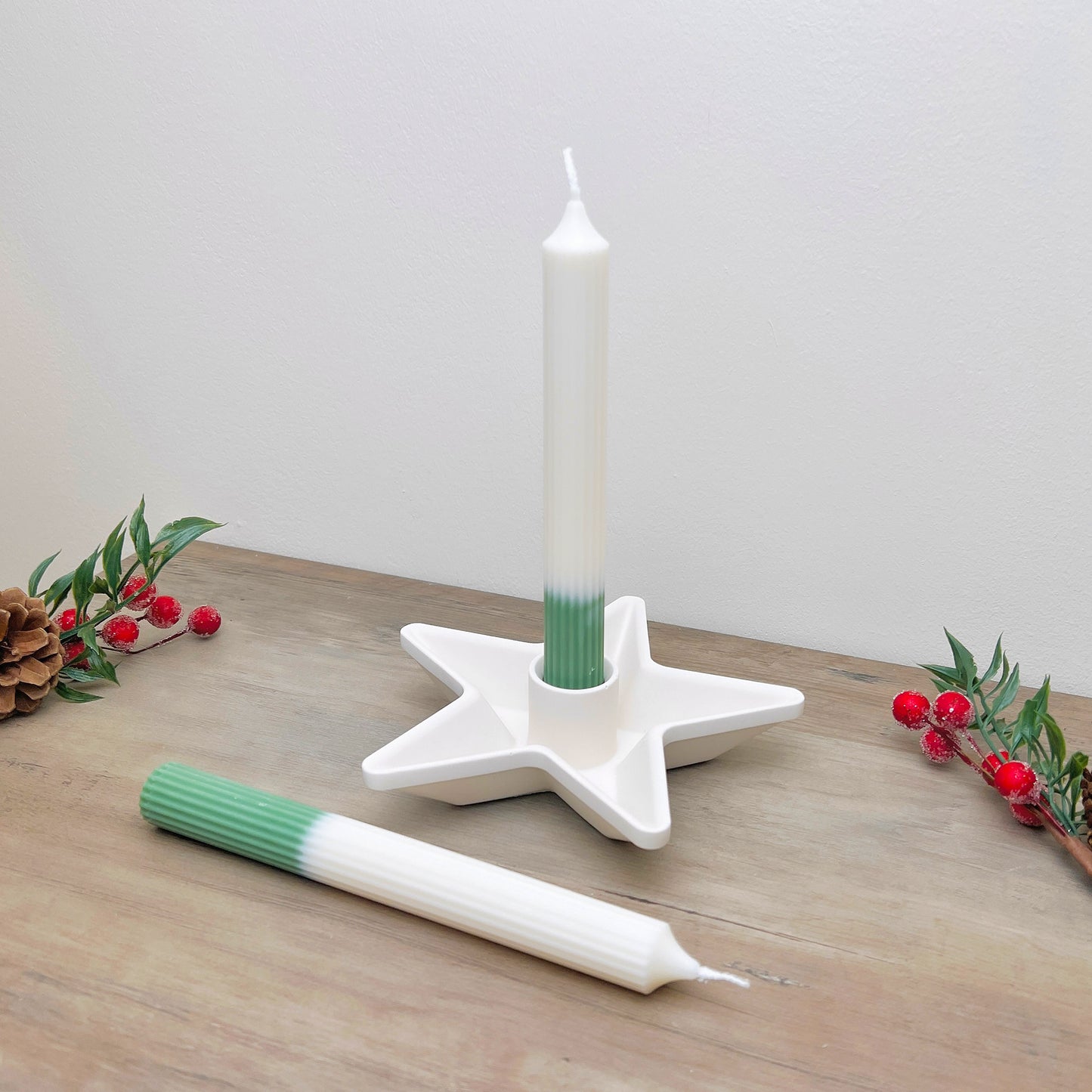 Two Tone Green & White Christmas Dinner Candlesticks - Xmas Dinner Candles