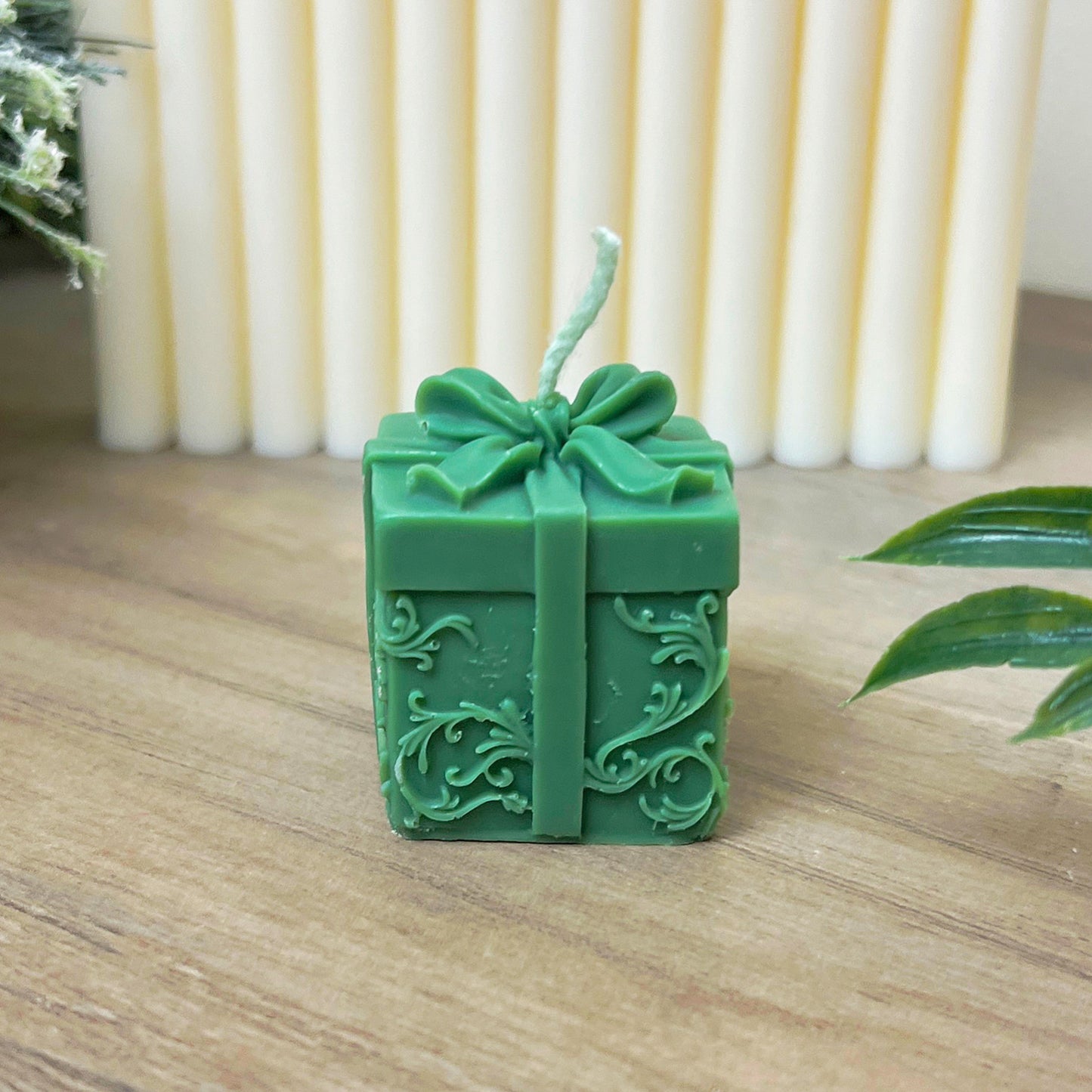 Wrapped Christmas Gift Candle - Christmas Present Decorative Candles