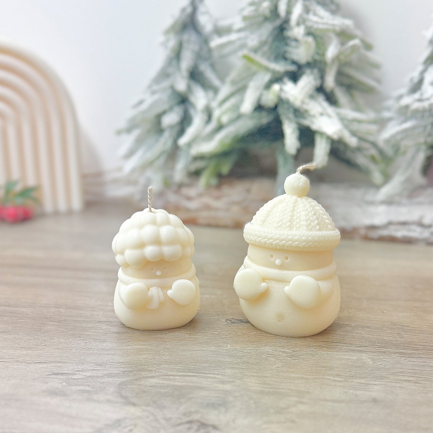 Set of 2 Adorable Christmas Snowman Candles