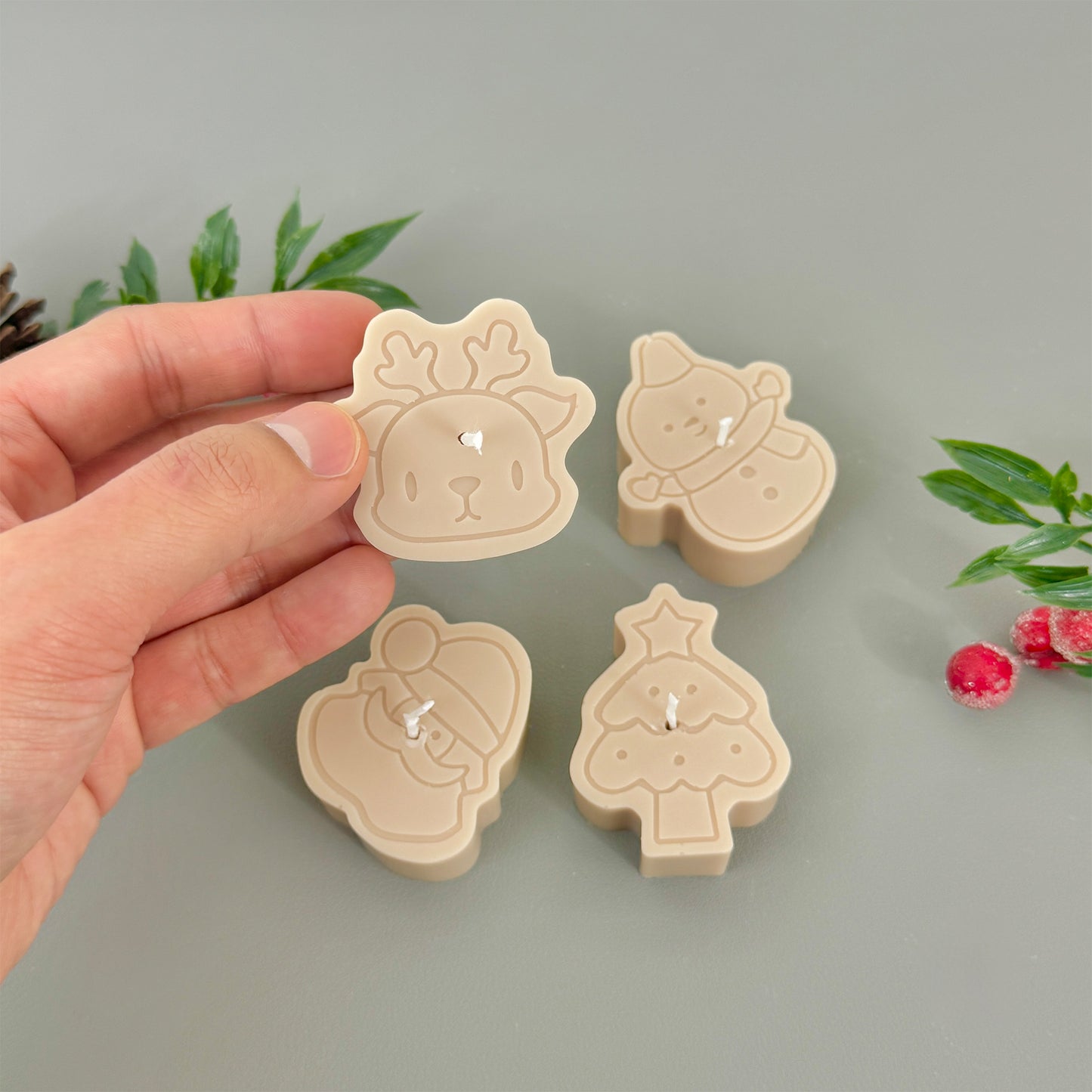 Beige Christmas Tealight Gift Set - Christmas Scented Candle Gift