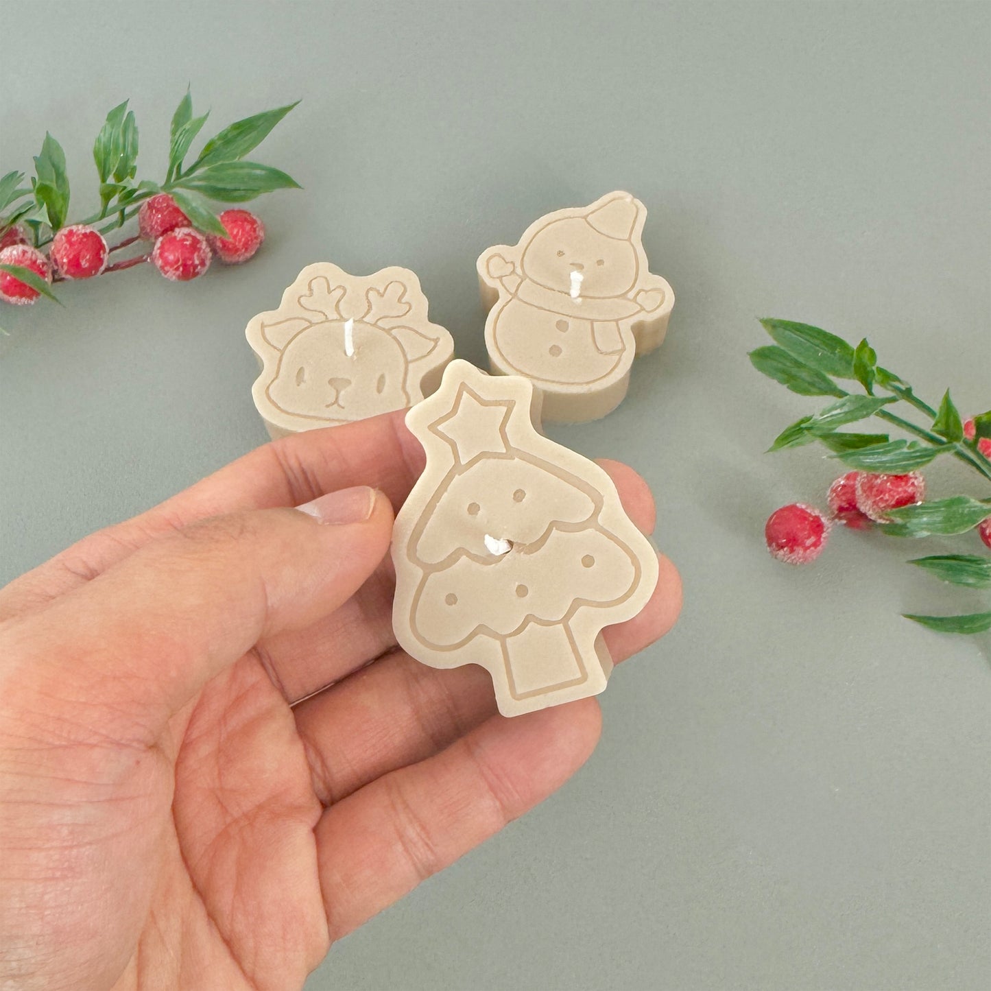 Beige Christmas Tealight Gift Set - Christmas Scented Candle Gift