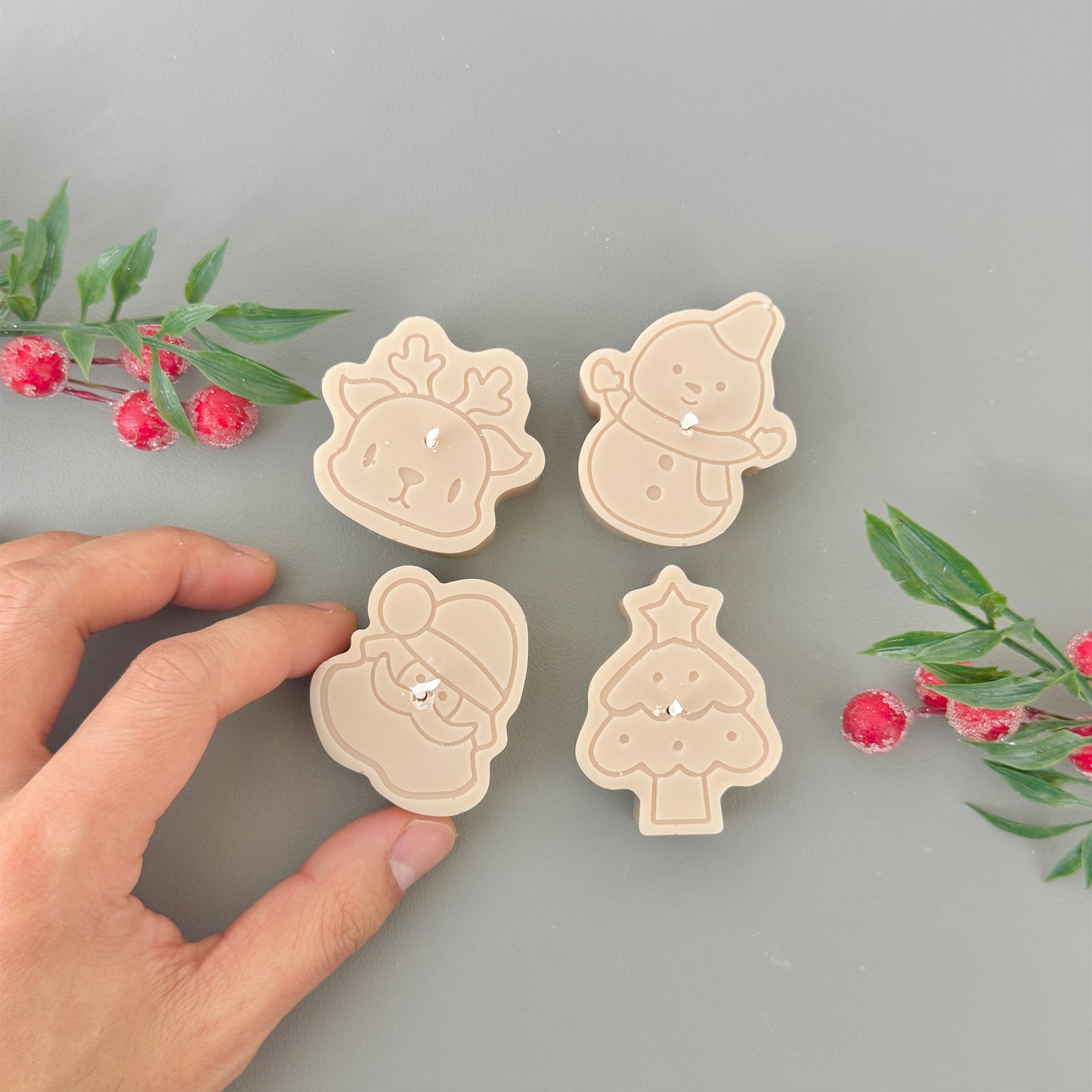 Beige Christmas Tealight Gift Set - Christmas Scented Candle Gift