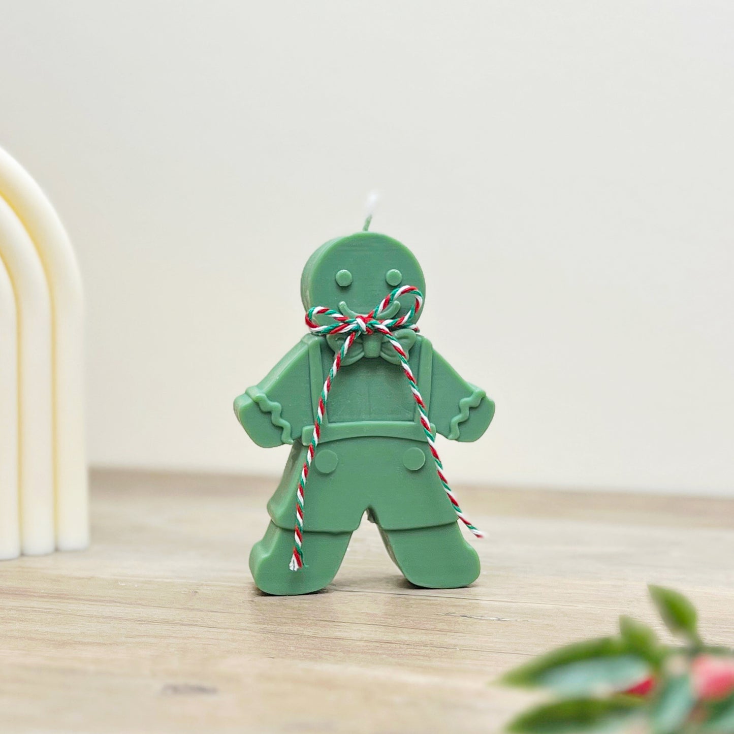 Green Christmas Gingerbread Candles - Festive Gingerbread Man Candle