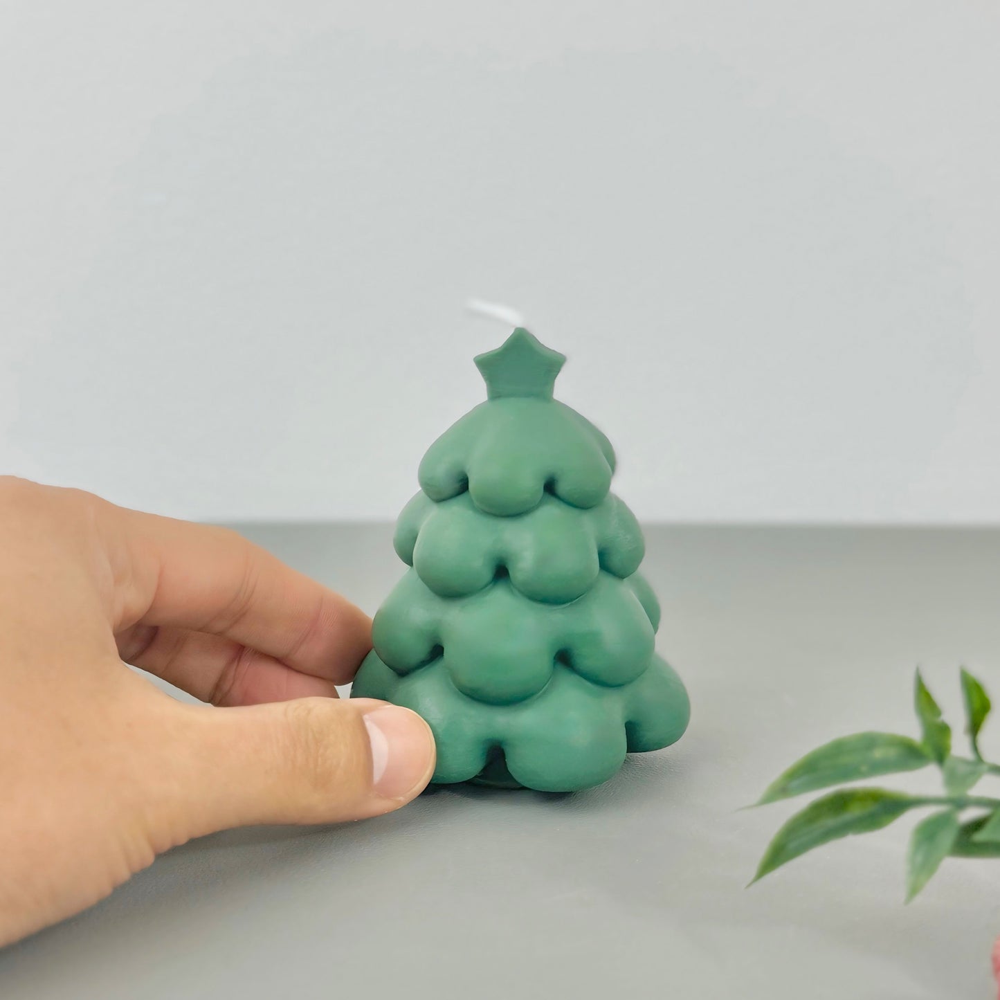 Green Christmas Tree Candle – Festive Decorative Candle & Gift