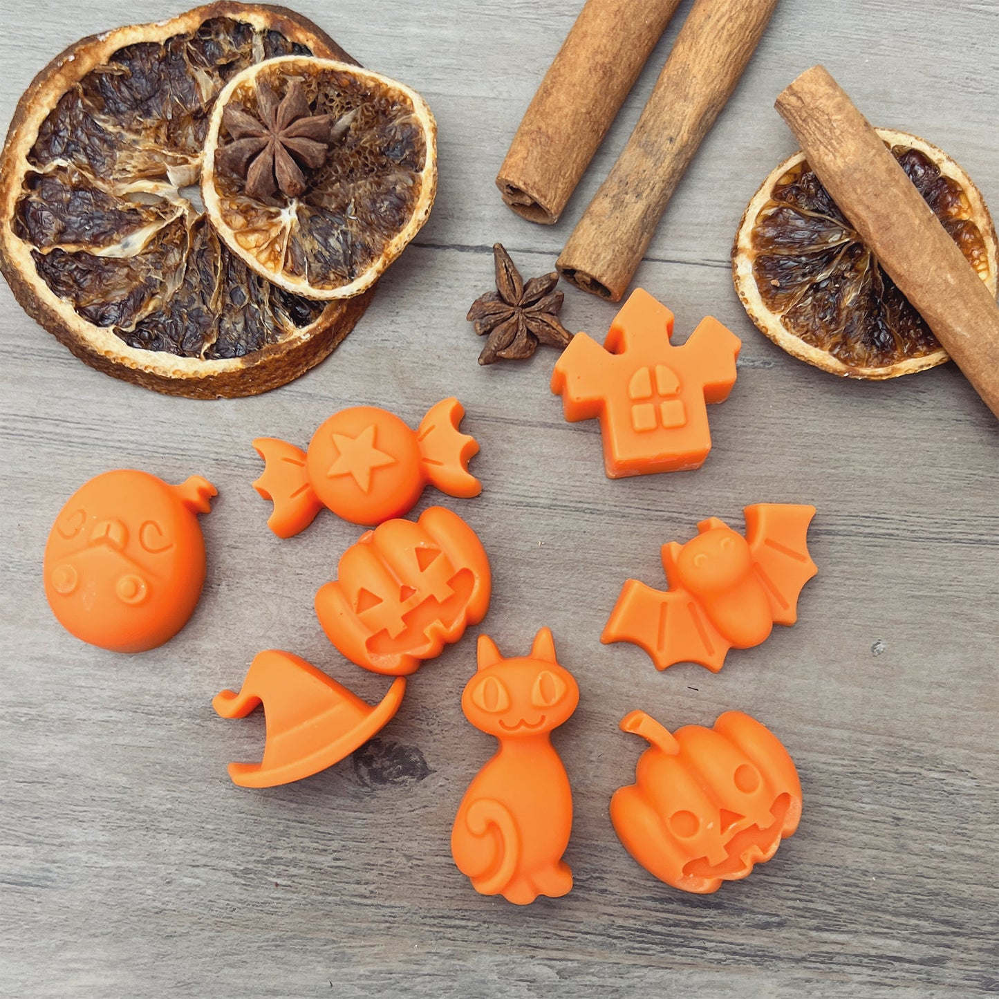 Orange Halloween Gift Set of 8 Wax Melts - Pumpkin Spice Wax Melt Set