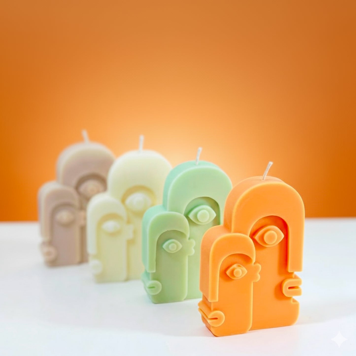 Abstract Soy Candle with Face Design - Moaie Face Shape Candles - Aesthetic Candles