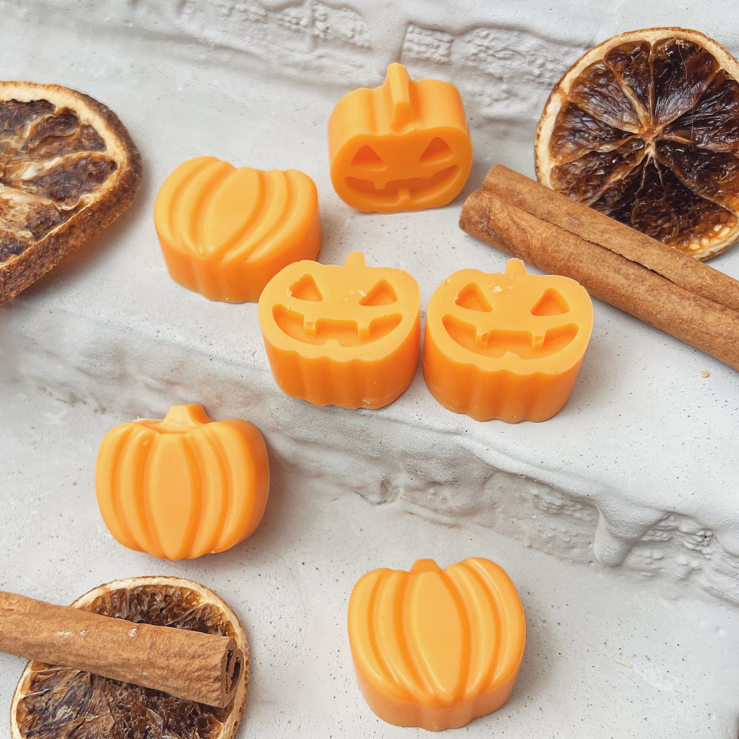 Pumpkin Spice Halloween Wax Melts - Soy Wax Melt - Orange Halloween Pumpkins