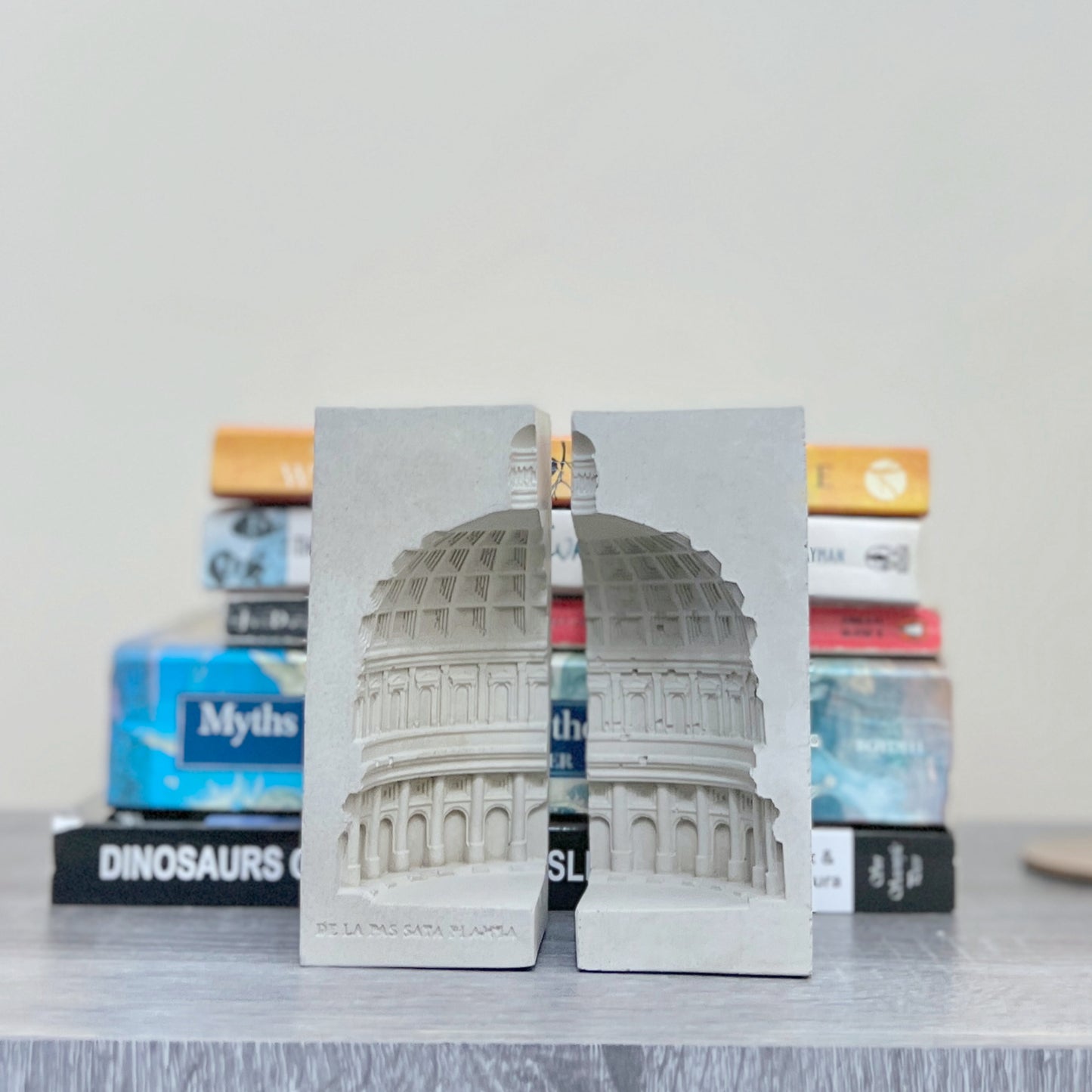 Concrete Book Ends - Roman Architecture Bookends - Decorative Book Organisers