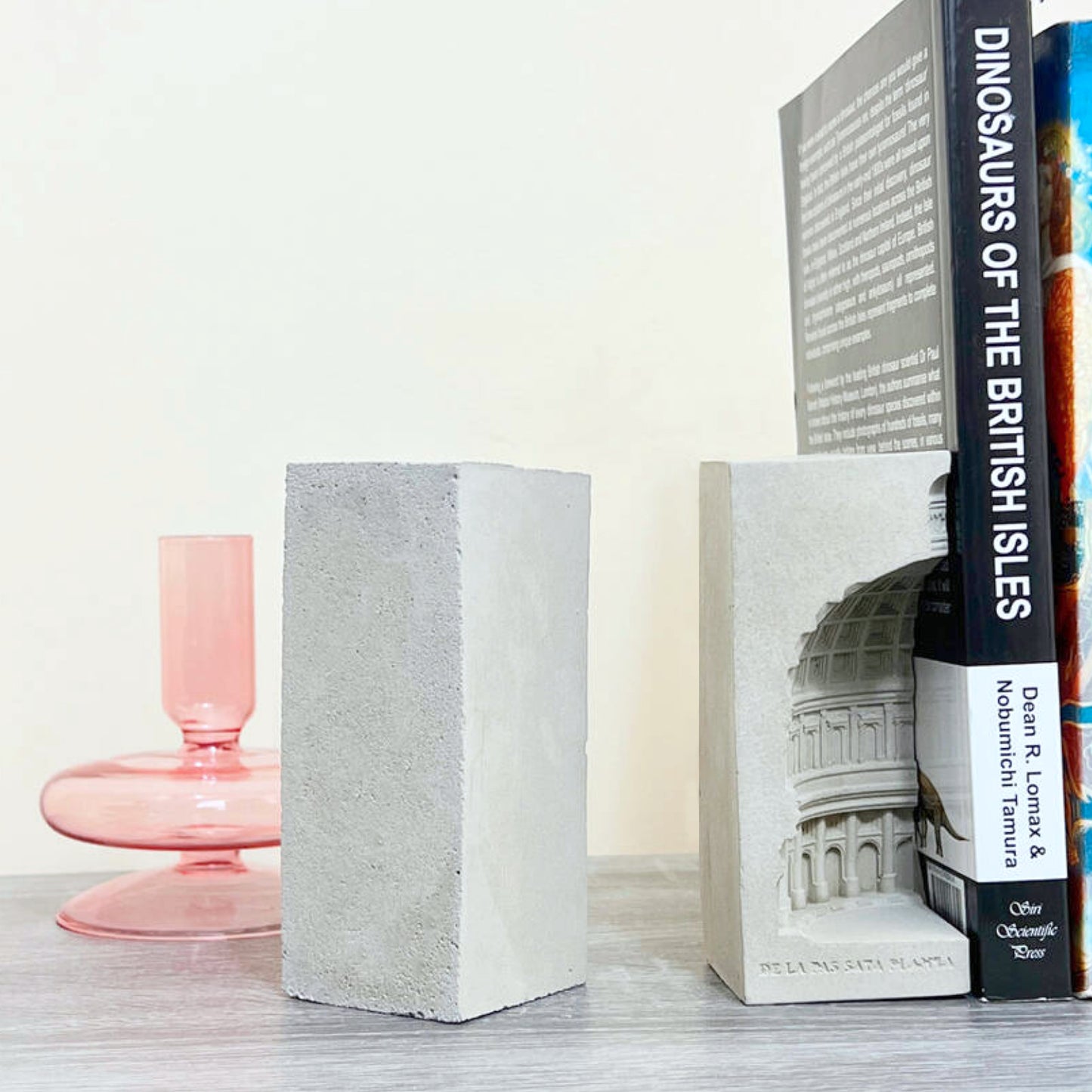 Concrete Book Ends - Roman Architecture Bookends - Decorative Book Organisers