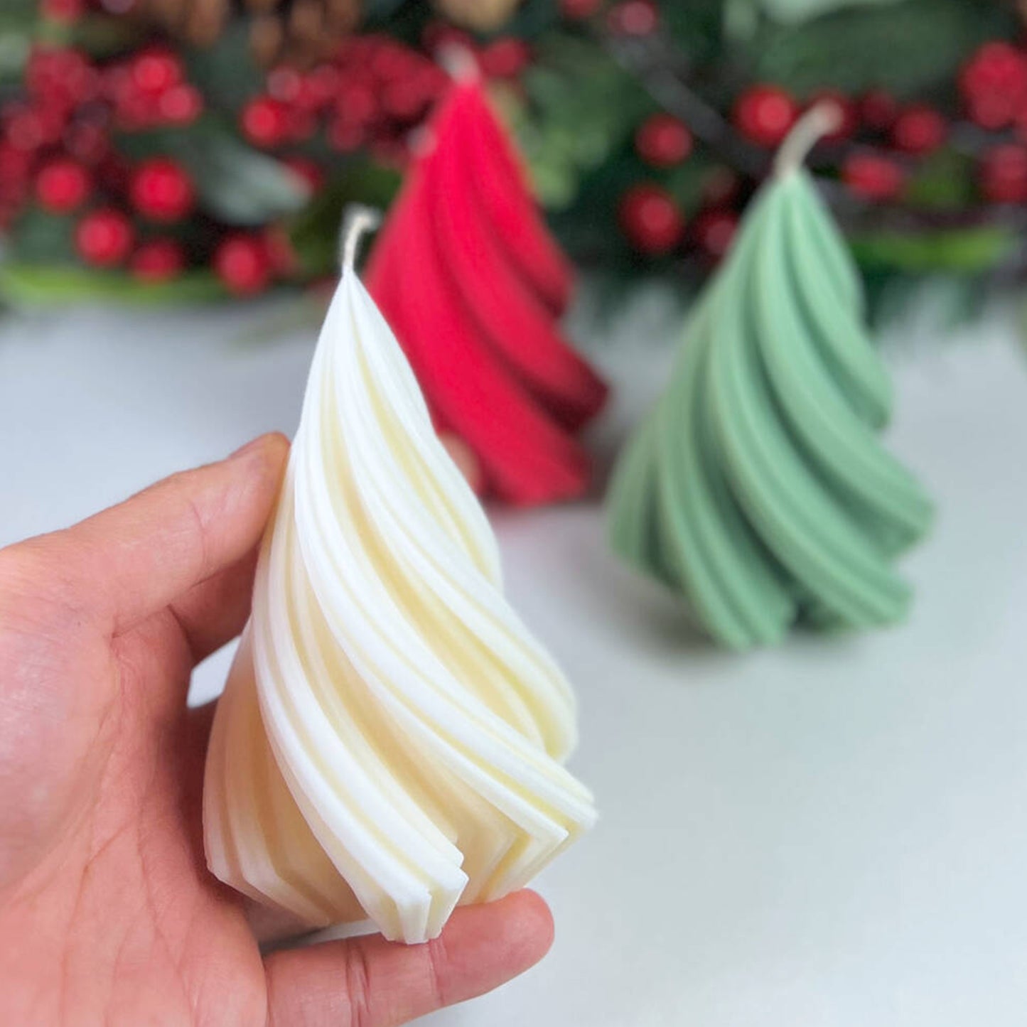 Swirly Christmas Tree Candle - Christmas Tree Decoration - Xmas Trees